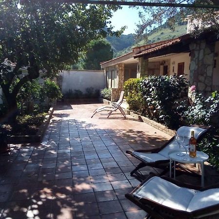 カリーニ Il Giardino Di Hyccaraヴィラ エクステリア 写真