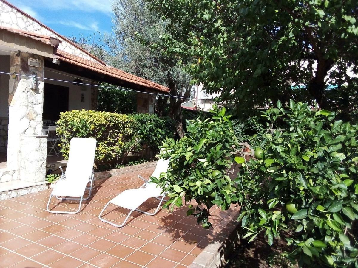 カリーニ Il Giardino Di Hyccaraヴィラ エクステリア 写真