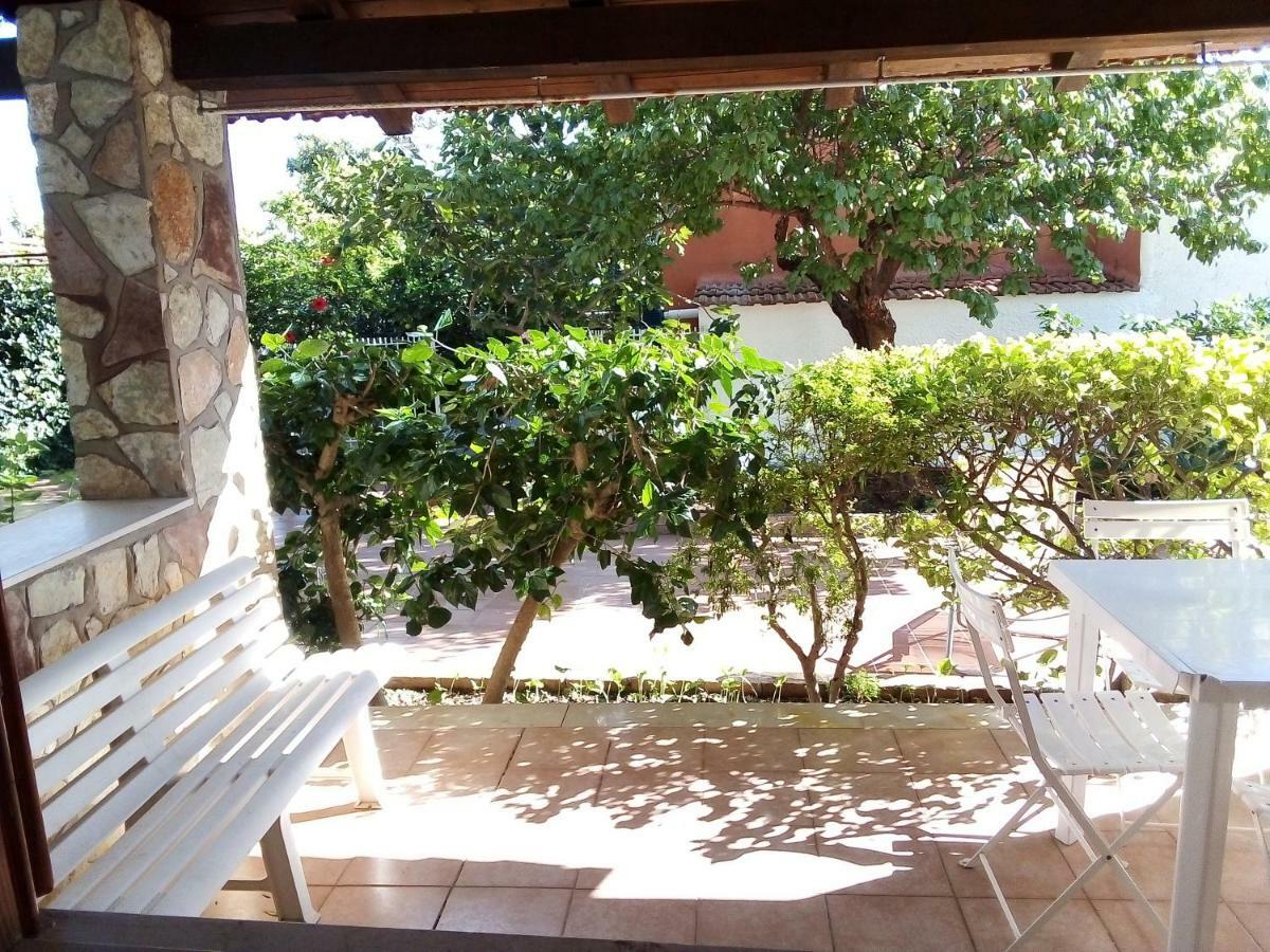 カリーニ Il Giardino Di Hyccaraヴィラ エクステリア 写真
