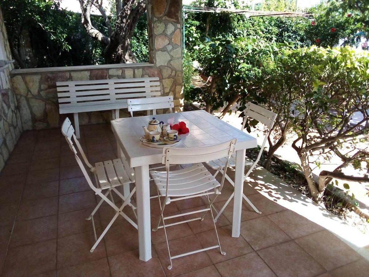 カリーニ Il Giardino Di Hyccaraヴィラ エクステリア 写真