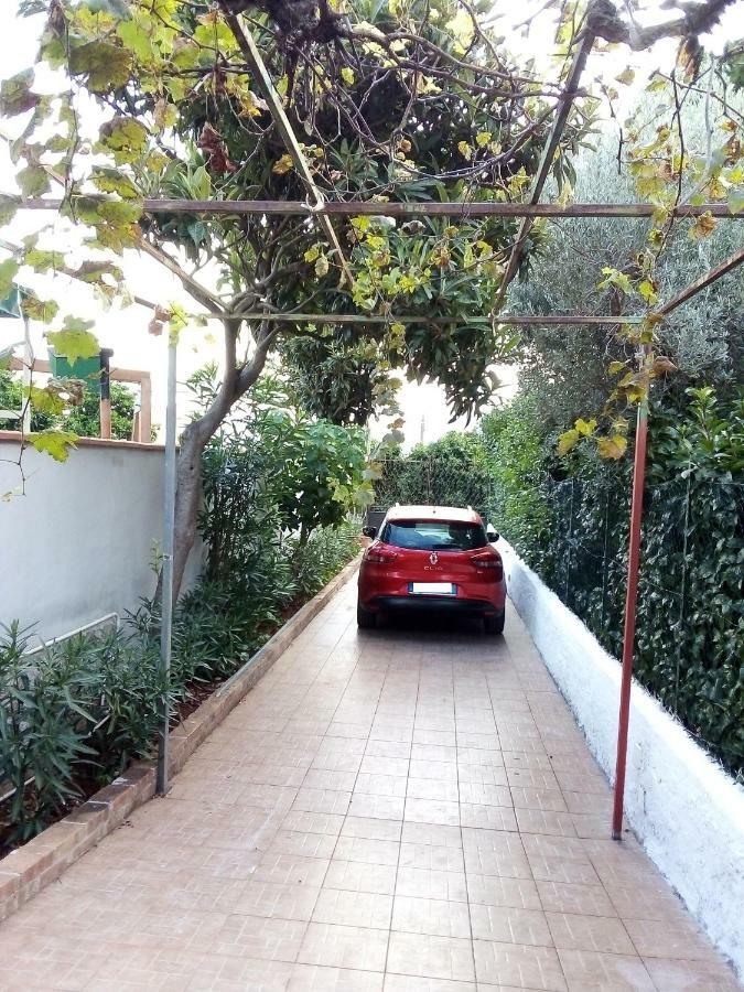 カリーニ Il Giardino Di Hyccaraヴィラ エクステリア 写真